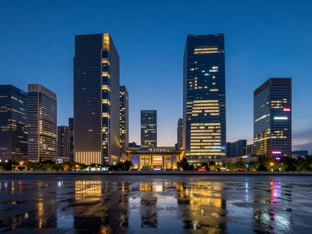 Blue Hour City Photography Guide: Mastering Balanced Night Sky & Street Lights